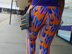Big Thick Colombian Naughty ass in Tye Dye Spandex