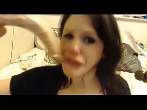 Cam young lady dildo&#039;s her mouth so filthy