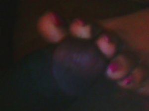 Tianna sexual pinkish toes footjob