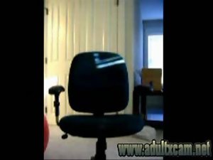 Amateur Fingers Her Snatch In A Chair_(new)