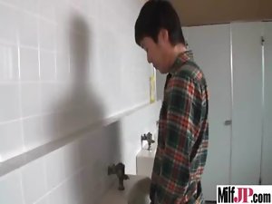 Luscious Alluring Seductive japanese Mommy Get Nailed Horny clip-20