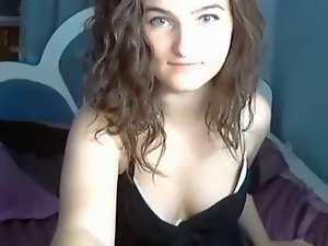 Luscious teen Girlie Webcam