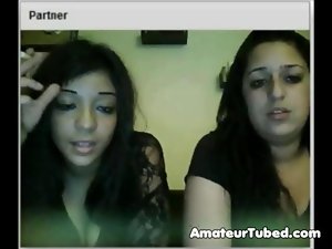 Chatroulette raunchy teens flash their knockers